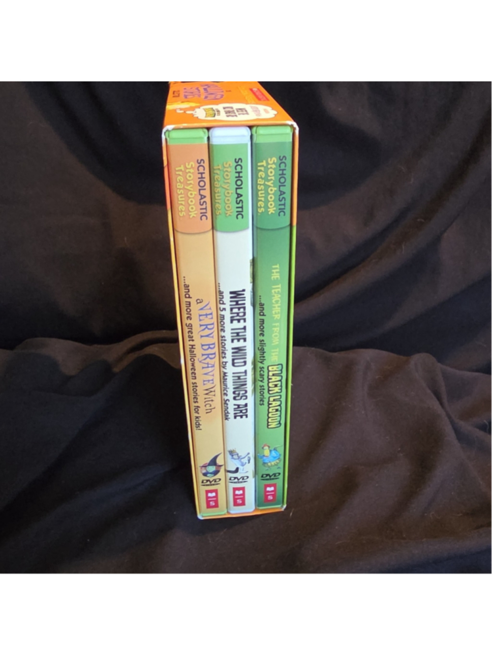 Scholastic Storybook Treasures The Halloween Stories Collection DVD Set - Picture 2 of 6